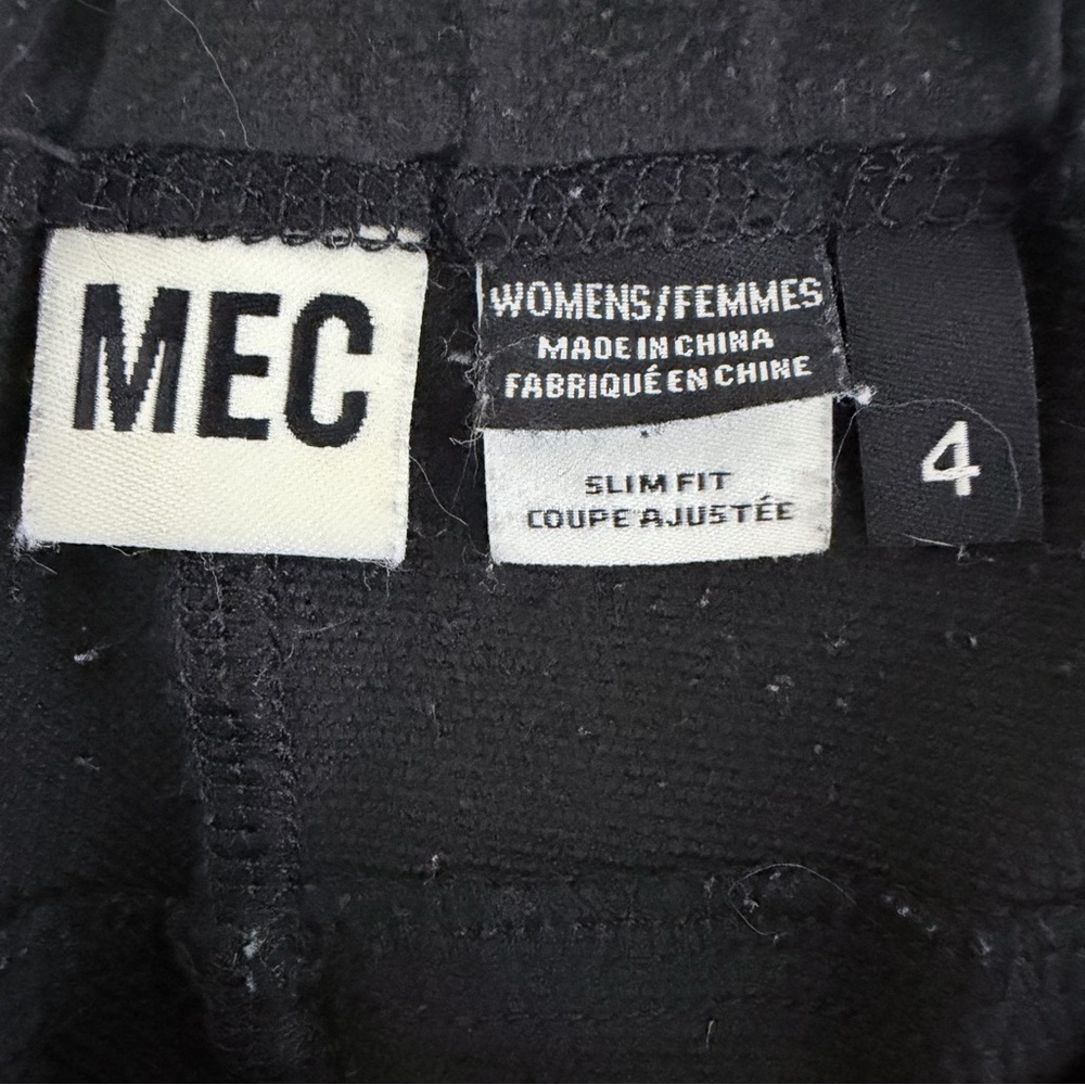 MEC Black Softshell Outdoor Hiking Pants – slim fit trail performance size 4 - Picture 8 of 12